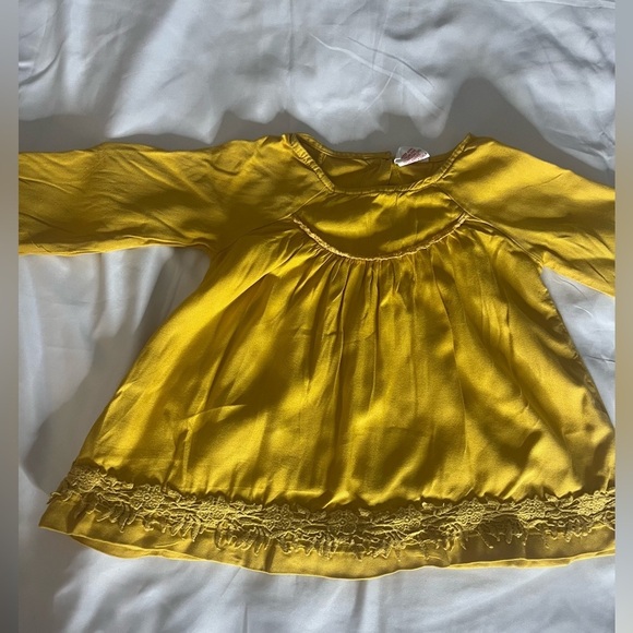 Toddler girls Artisan NY size 2T mustard colored button down top. - Picture 3 of 6